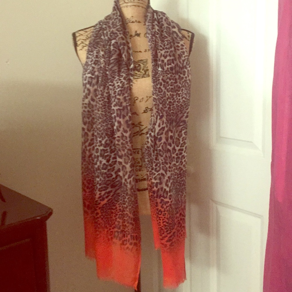 Beautiful scarf🔹